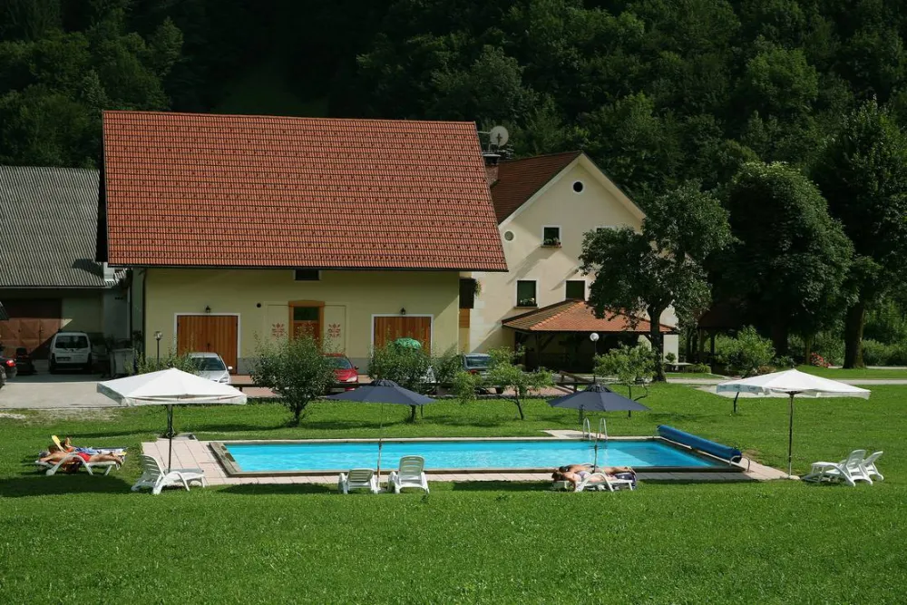 Farm camping Zelinc Slovenia