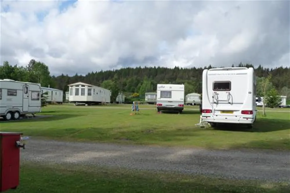 Auchnahillin Caravan and Camping Centre