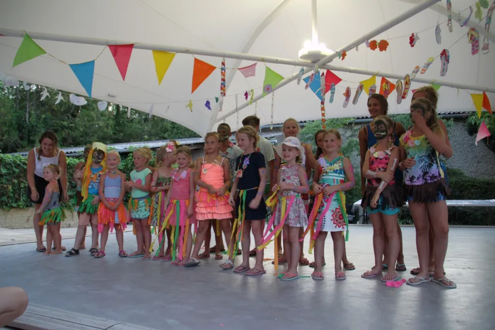 Camping Le Mas De Reilhe  