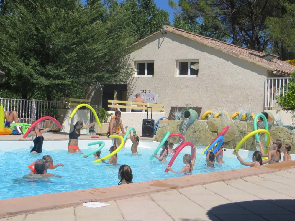 Camping Le Mas De Reilhe  