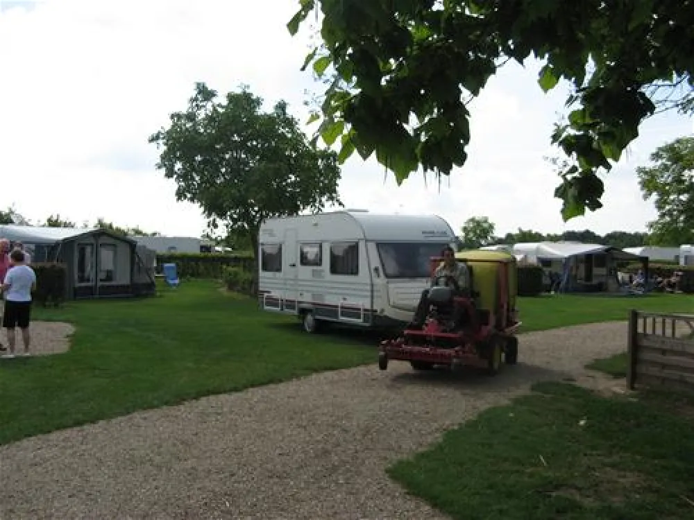 Camping De Maashoeve