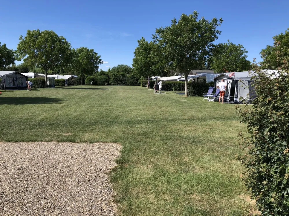 Camping De Maashoeve