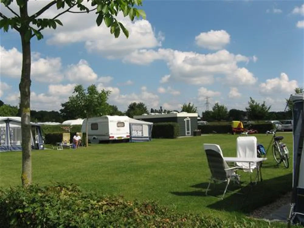 Camping De Maashoeve