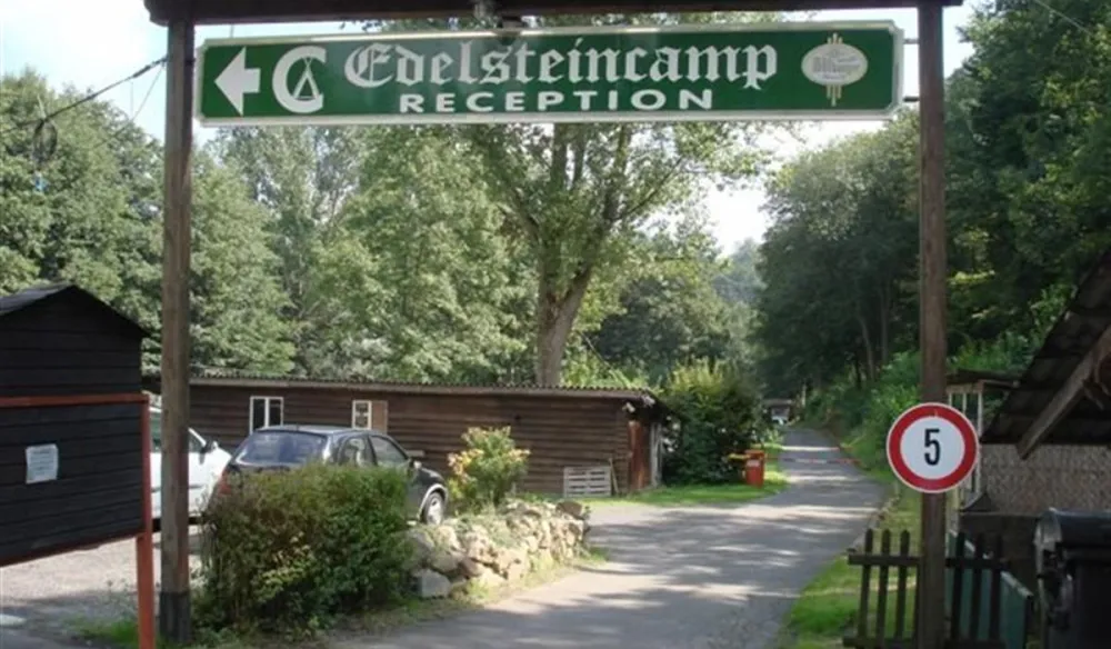 Edelsteincamp