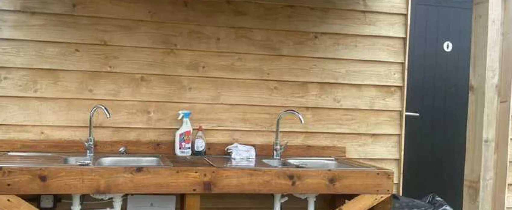 Wyke Lodges and Touring Caravan Park