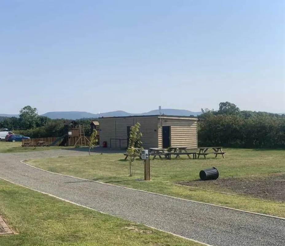 Wyke Lodges and Touring Caravan Park