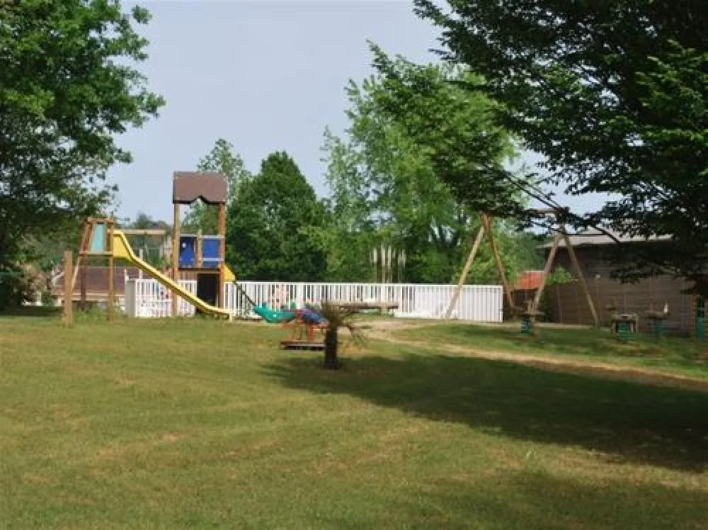 Flower Camping - Les Nauves  