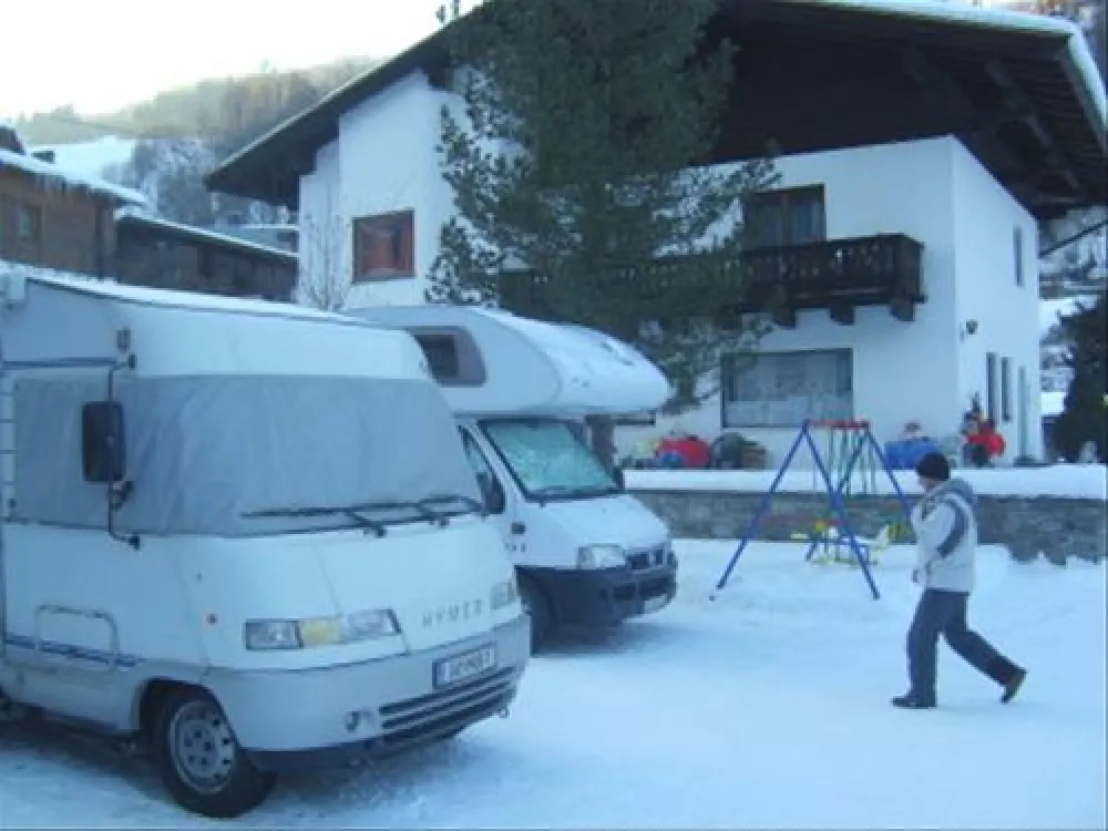 Reisemobilstellplatz Alpenhof