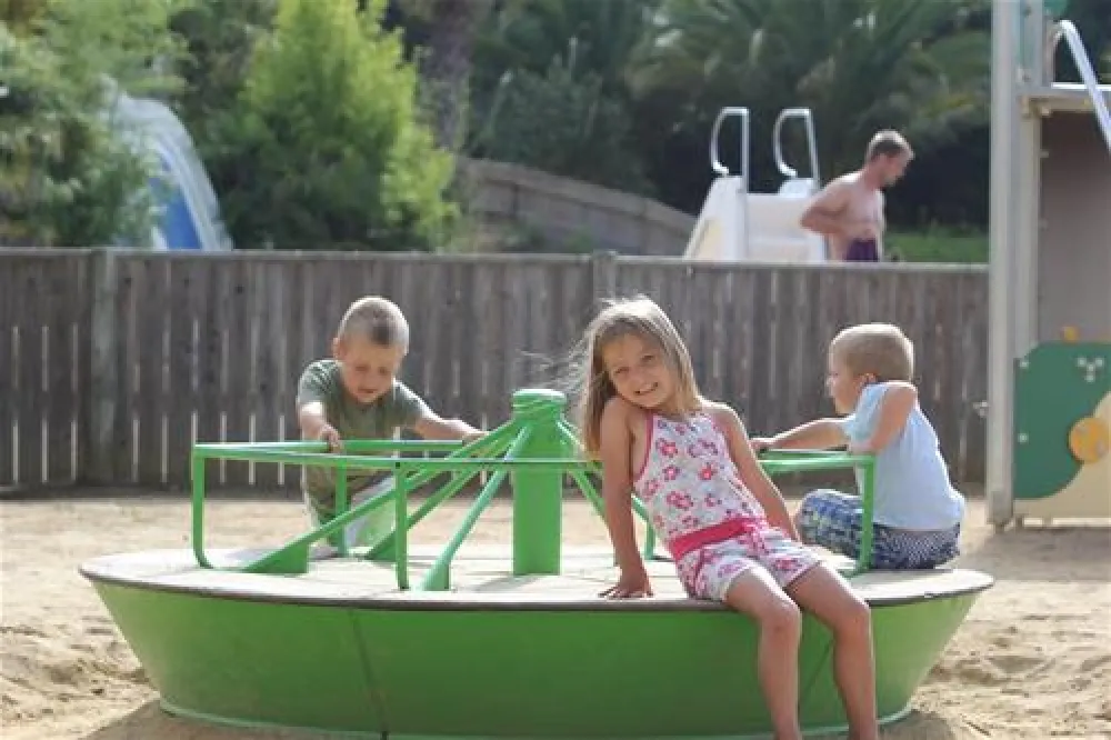 Camping La Ville Huchet  