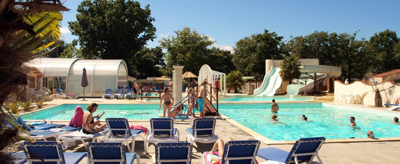 Campimg Domaine des Charmilles  