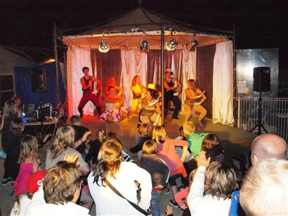 Campimg Domaine des Charmilles  