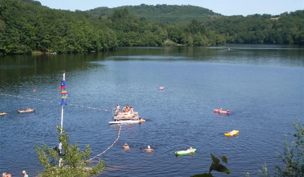 Naturisten Camping Lous Suais