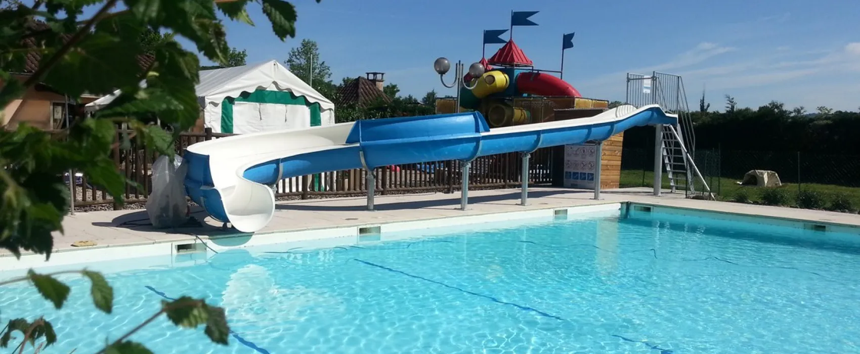 Camping Les Chalets sur la Dordogne  