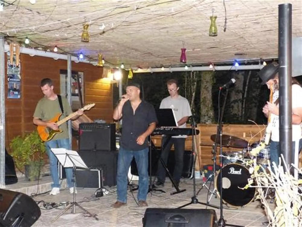 Camping Du Bas-meygnaud &nbsp;