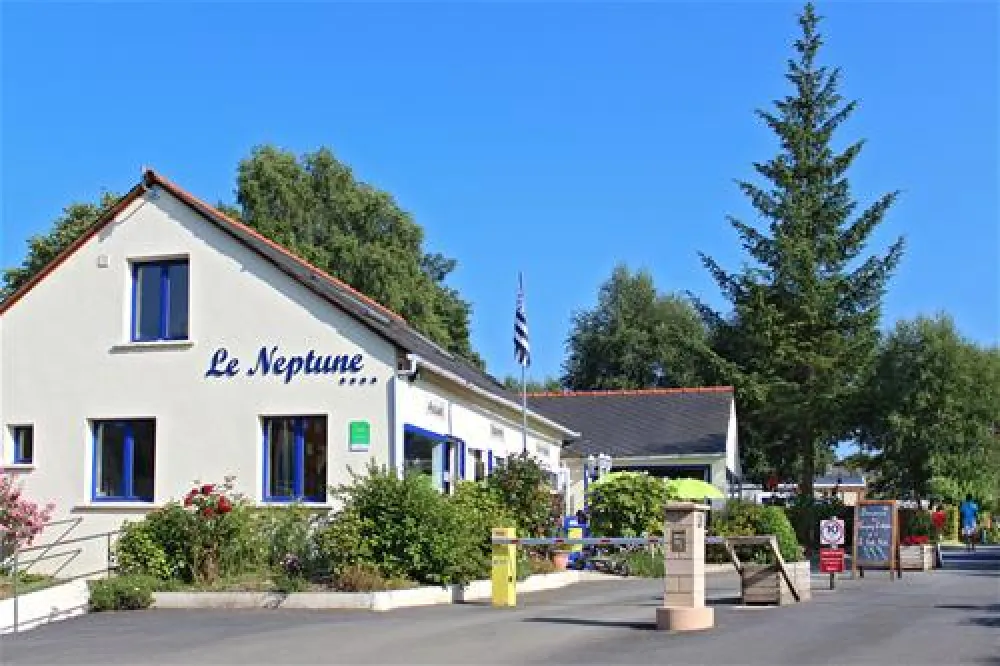 Camping Le Neptune  