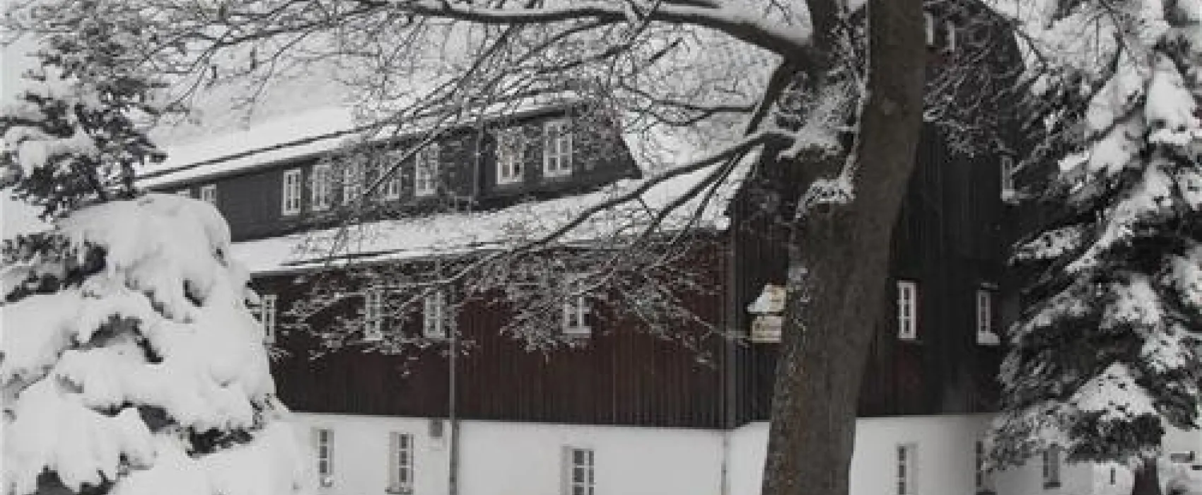 Wohnwagenstellplatz Waldgasthof Bad Einsiedel