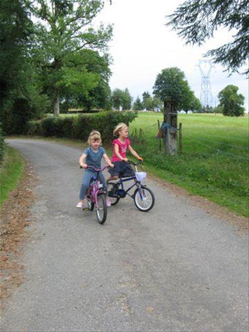 Camping P&B photo 2