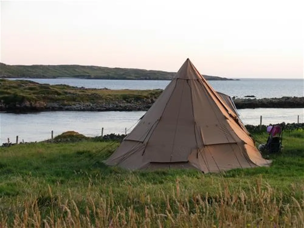 Clifden eco Beach Camping & Caeavanning Park