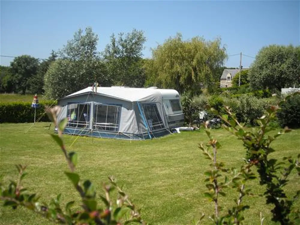 Camping aire naturelle de Keringard