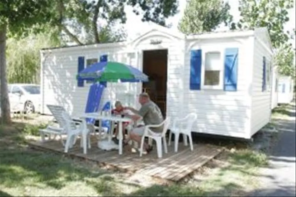 Camping Les Salisses  