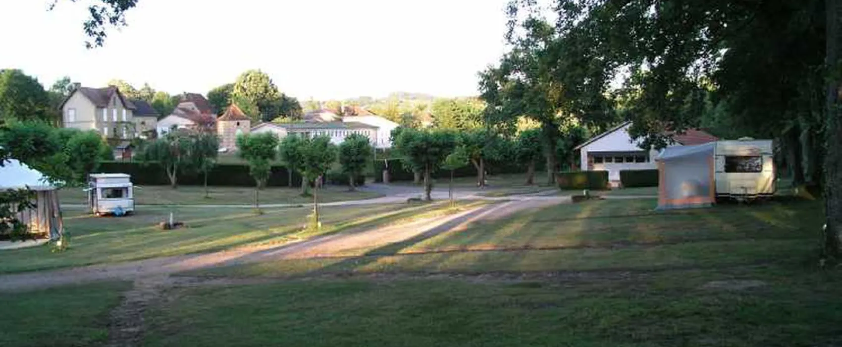 Camping Municipal Bois De Sophie