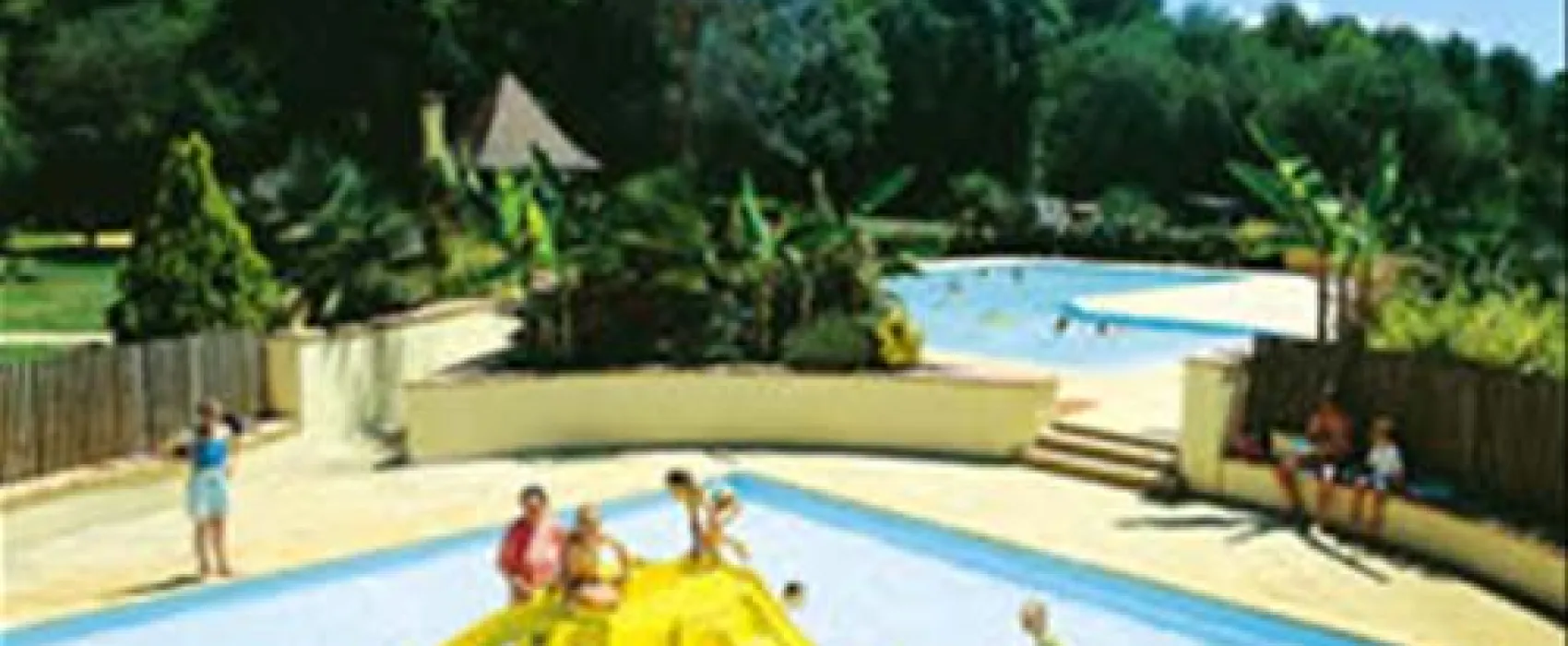 Village-Center Aqua Viva  