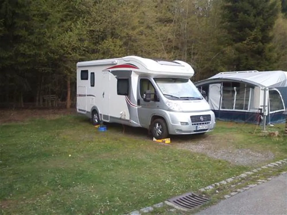 Sommer- und Wintercamping am Nationalpark