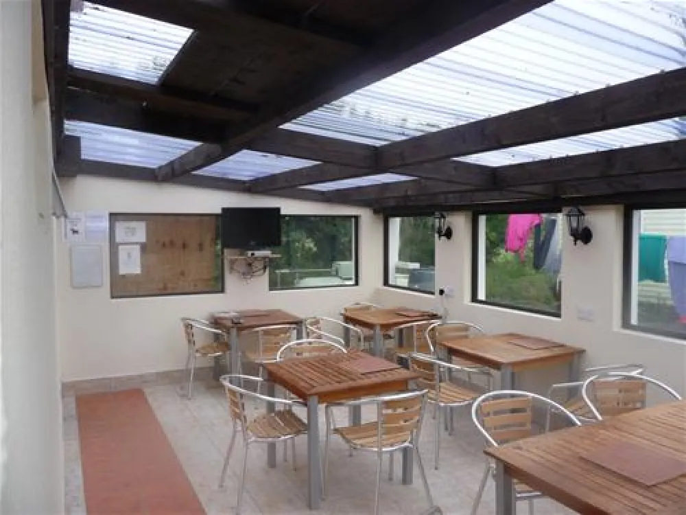 St. Margarets Beach Caravan & Camping Park