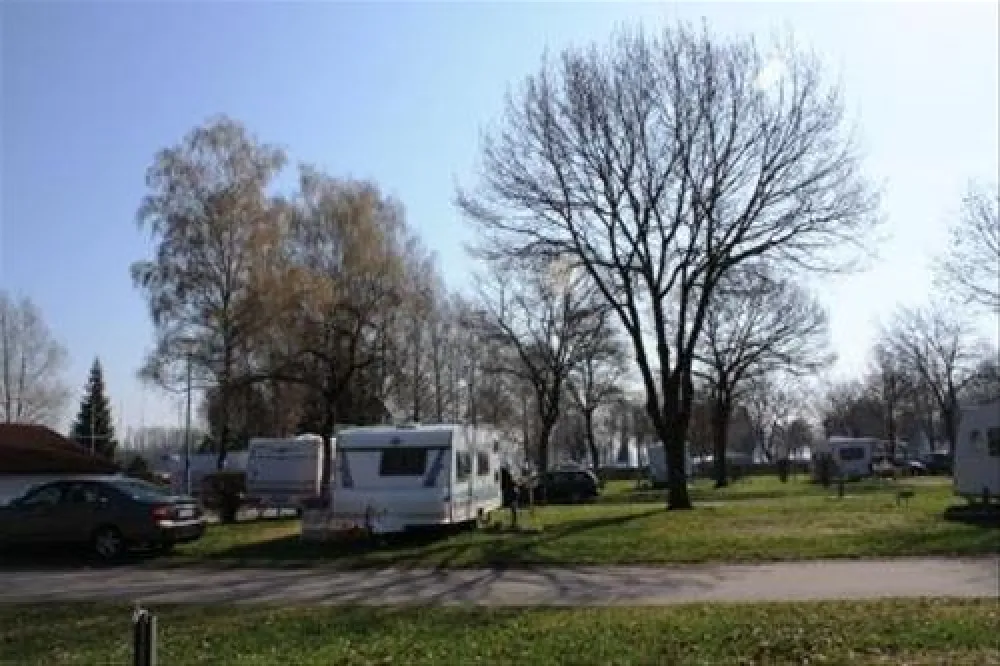 Strandcamping Waging am See