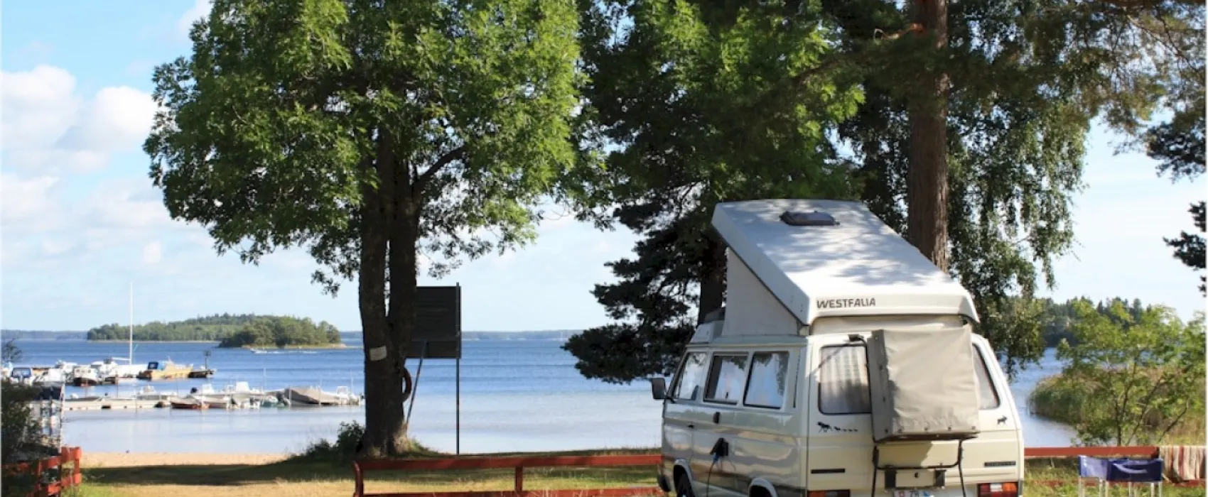 Björkö-örn Reception