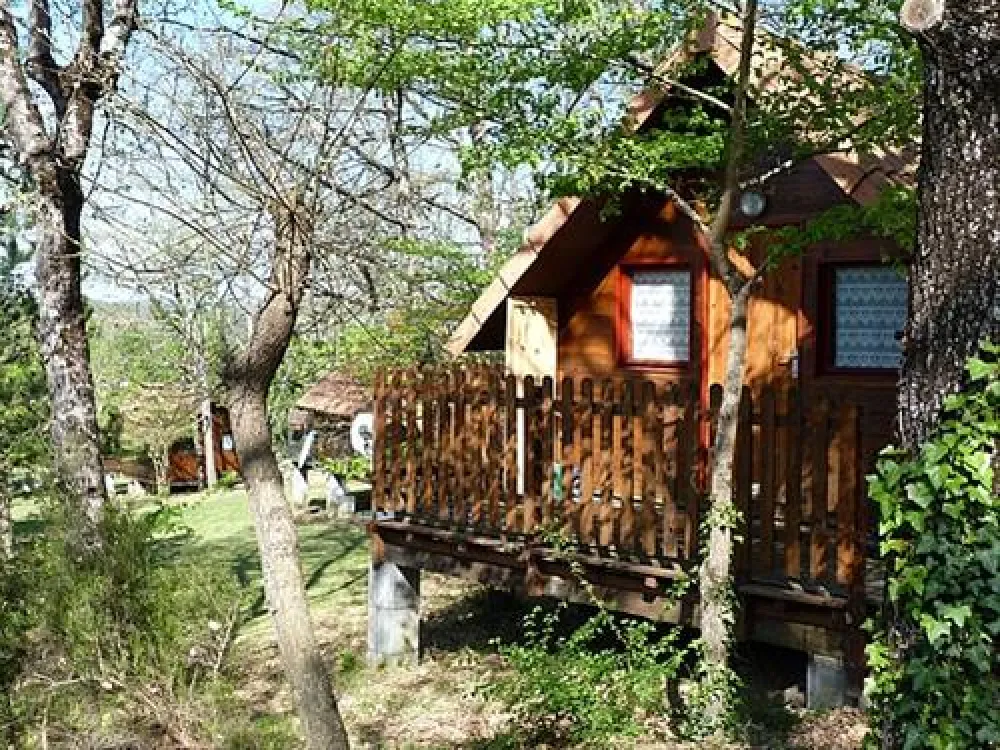 Flower Camping La Pibola