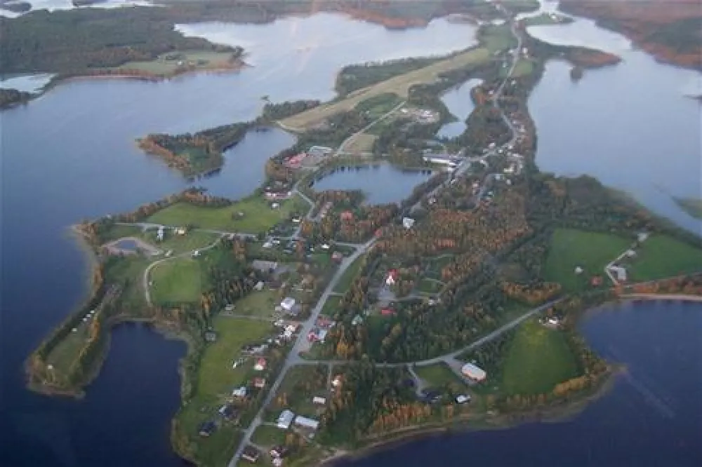 TROLLFORSEN camping-stugor-husbilar