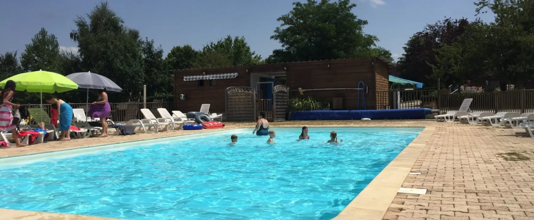 Flower Camping - Lac de Bonnefon