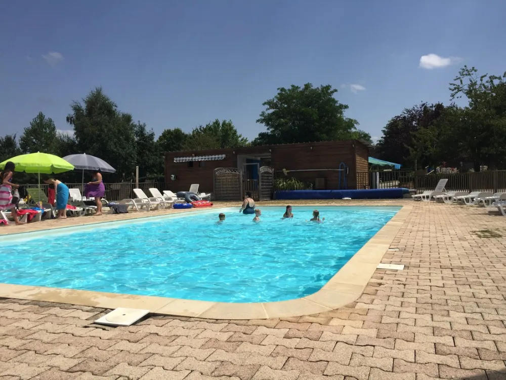 Flower Camping - Lac de Bonnefon