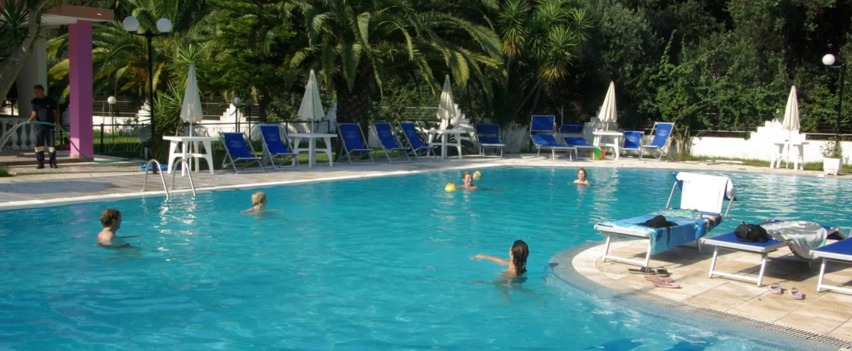 Camping Village Kalamitsi Beach