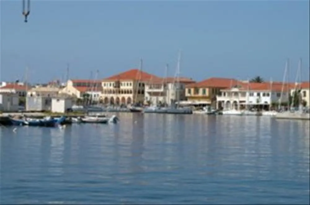 Camping Village Kalamitsi Beach