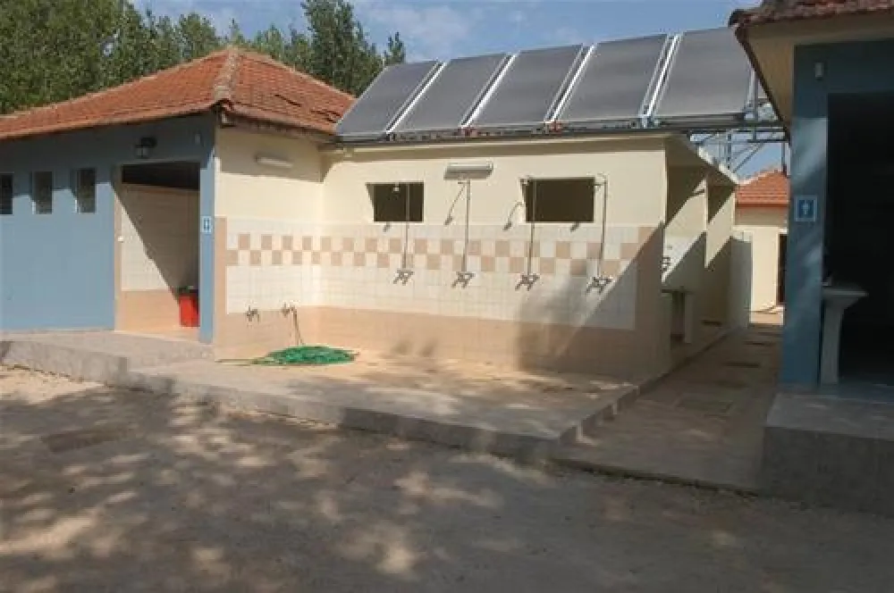 Camping Village Kalamitsi Beach