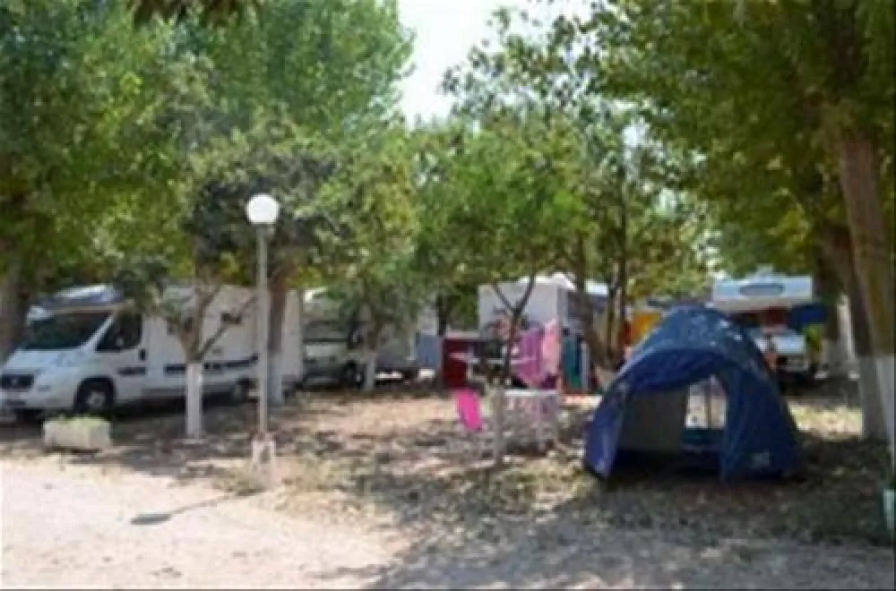 Camping Village Kalamitsi Beach