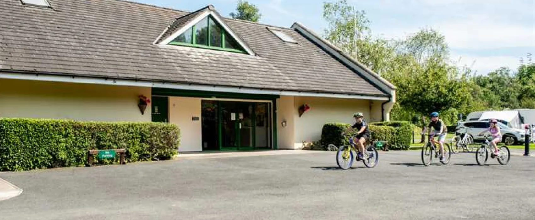 Delamont Country Park Camping and Caravanning Club Site