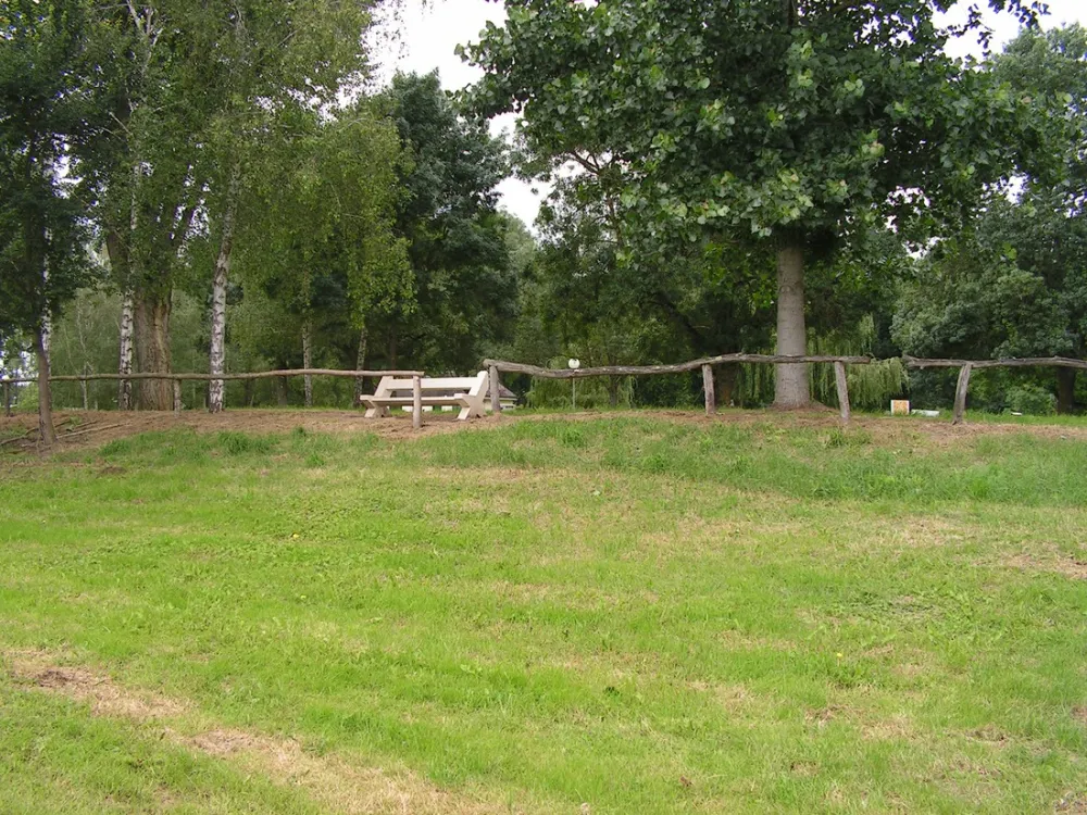 Camping Municipal Des Bords De Loire