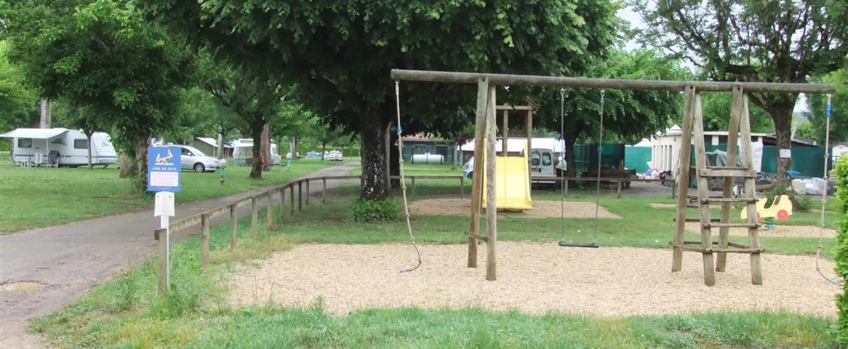 Flower Camping - Les Ondines