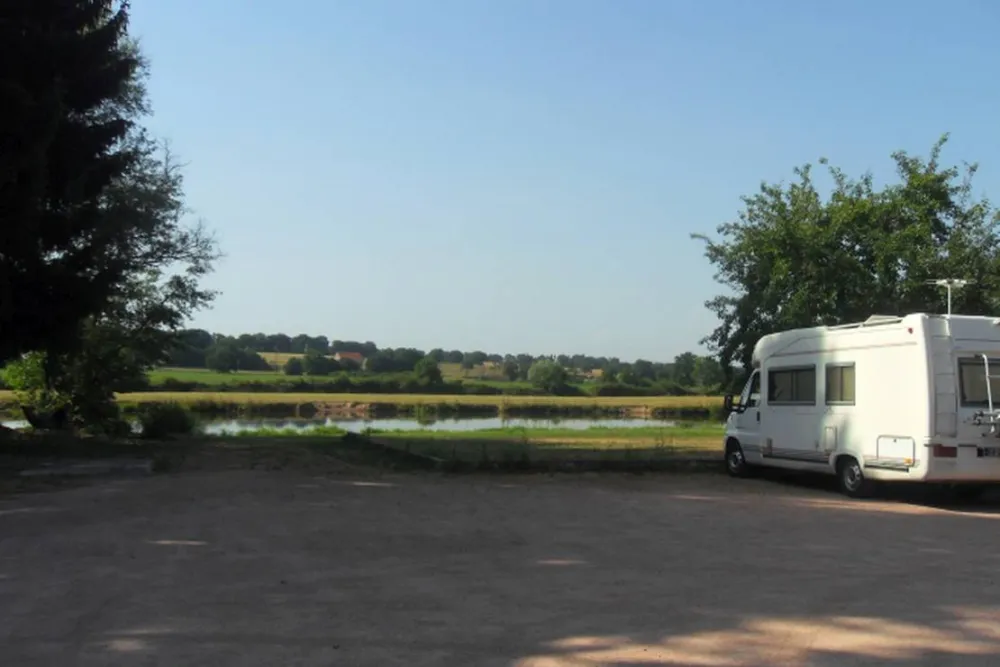 Camping Municipal Jaligny Sur Besbre