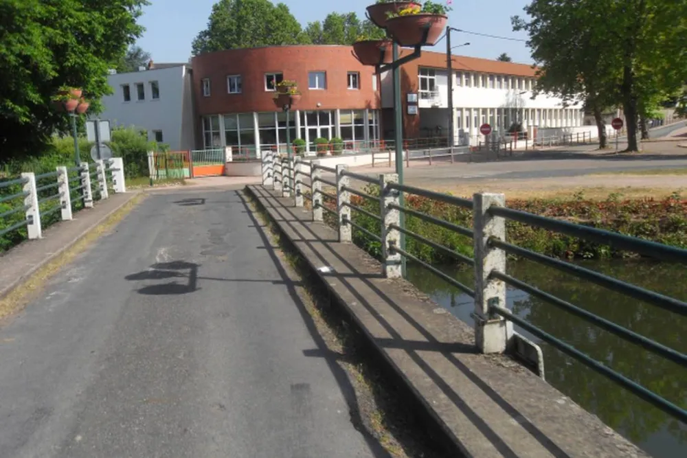 Camping Municipal Jaligny Sur Besbre