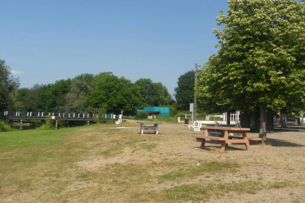 Camping Municipal Jaligny Sur Besbre