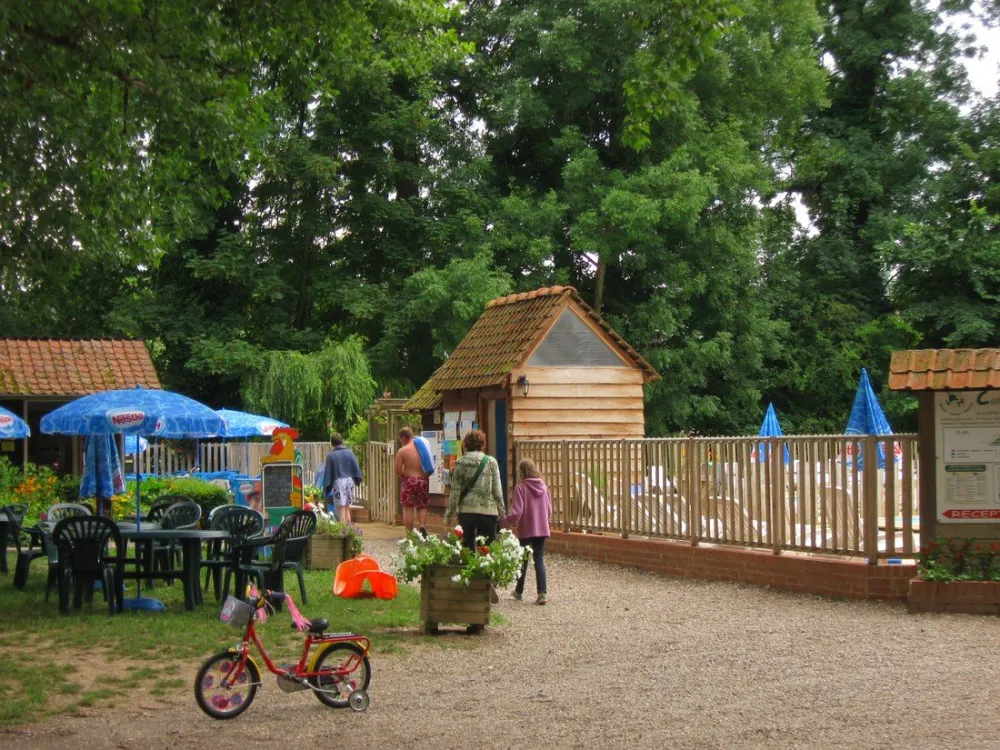 Camping Le Val de Trie