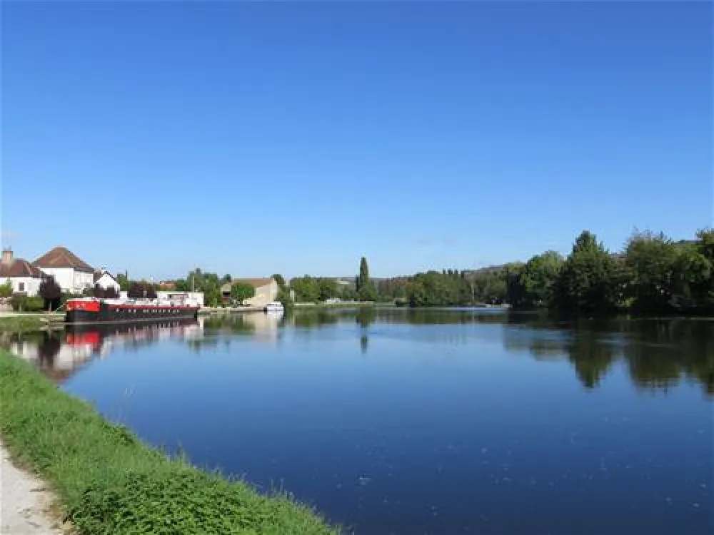 Camping Les Ceriselles  