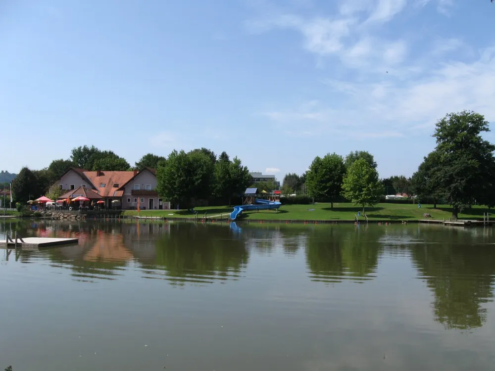 Naturbadesee Weinland Camping