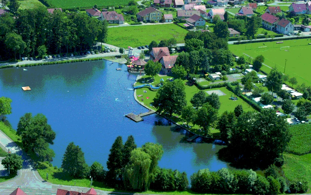 Naturbadesee Weinland Camping