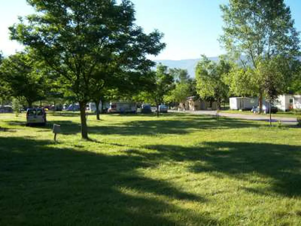 Les Tuill&egrave;res