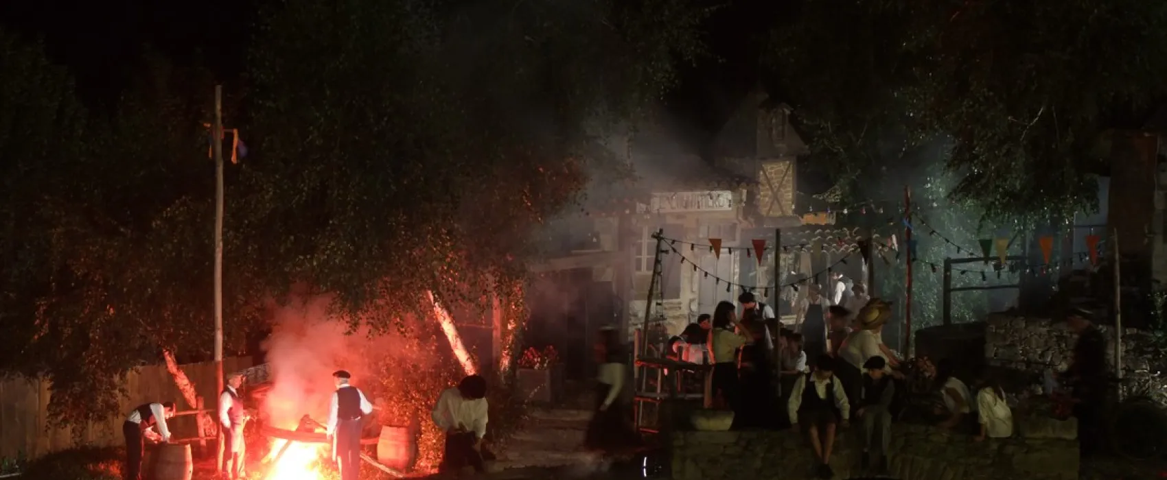 Flower Camping - Le Port de Lacombe